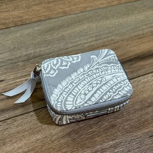 Vera Bradley Pill Organizer Case Box Pouch